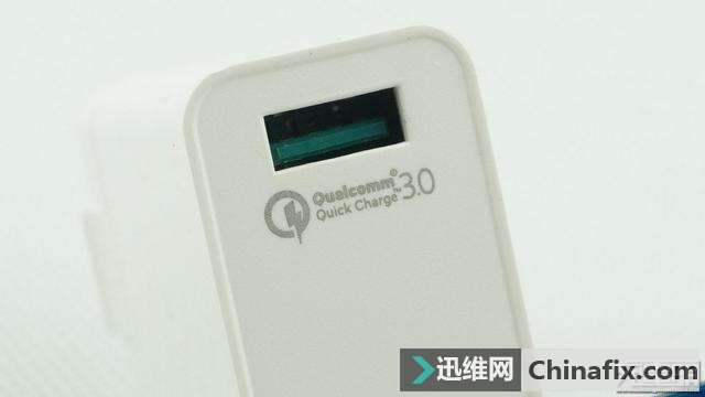 新斯宝Xinspower QC3.0电源适配器拆解,型号Q183