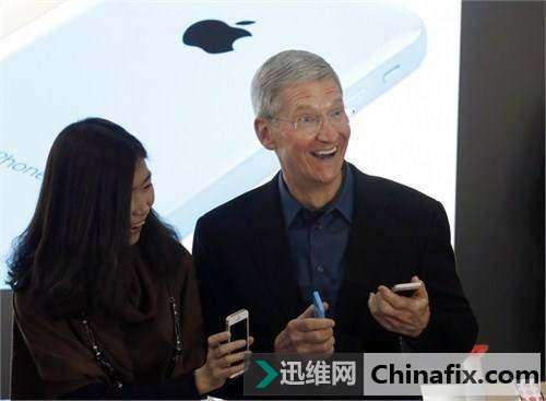 新iPhone砍掉指纹功能!吐槽华为的果粉,这回该“闭嘴”了!