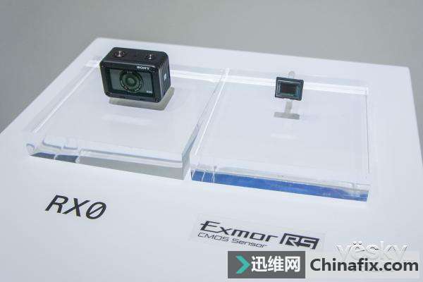 开启黑卡新纪元 索尼RX0/RX10 IV上手简评