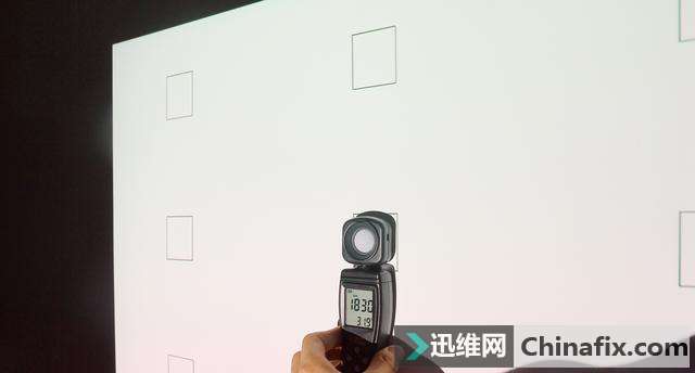 三国鼎立,三千级投影仪你选择对了吗?极米坚果微鲸横评