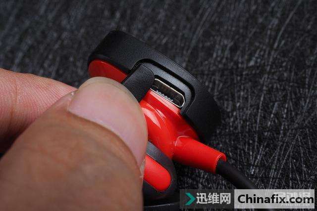 BOSE SOUNDSPORT PULSE无线运动耳机测评体