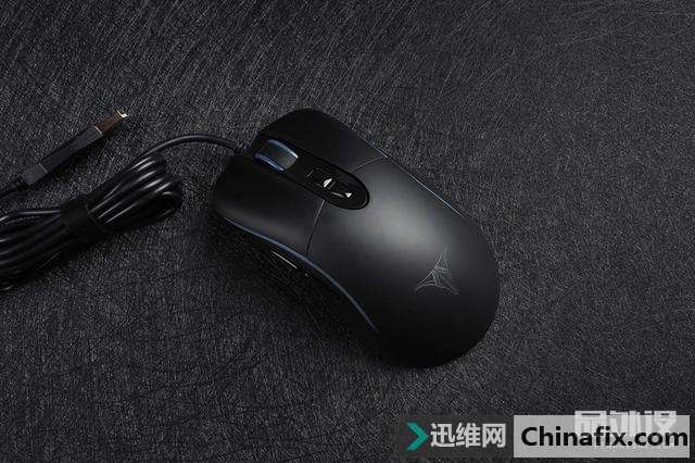 塔兰特Ember游戏鼠标拆解测评