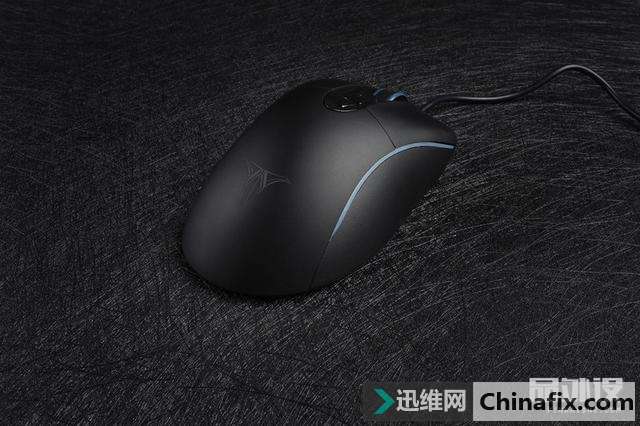 塔兰特Ember游戏鼠标拆解测评