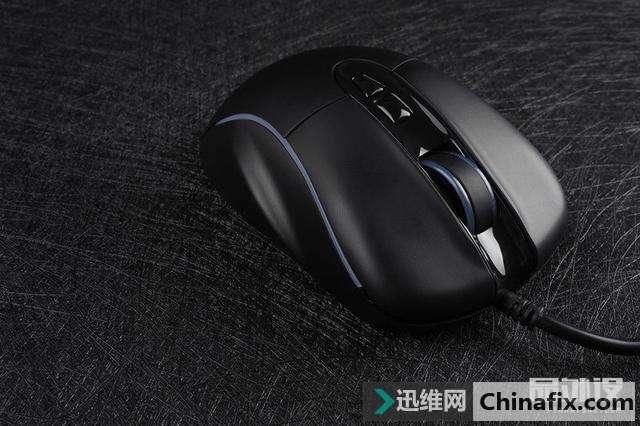 塔兰特Ember游戏鼠标拆解测评