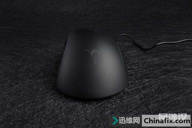 塔兰特Ember游戏鼠标拆解测评