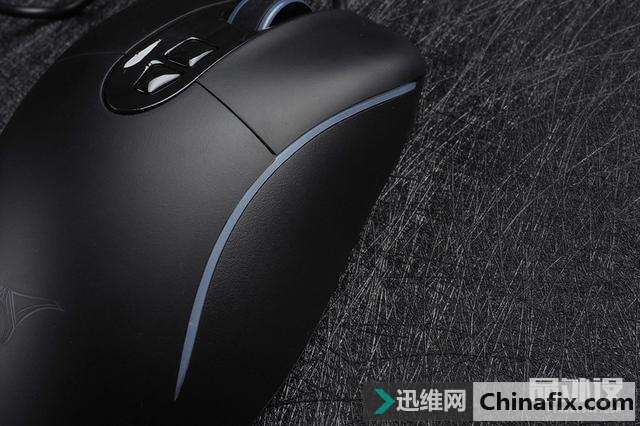 塔兰特Ember游戏鼠标拆解测评