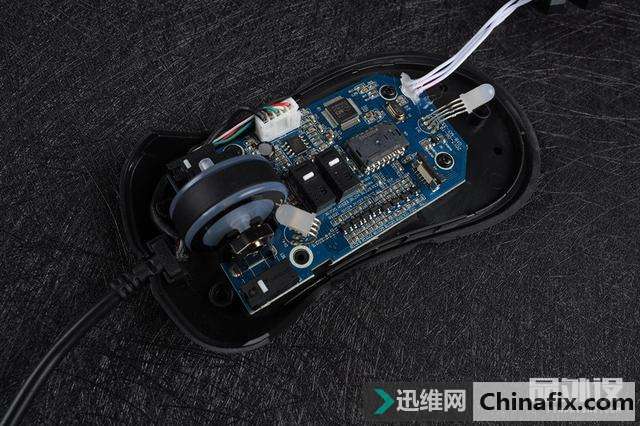 塔兰特Ember游戏鼠标拆解测评