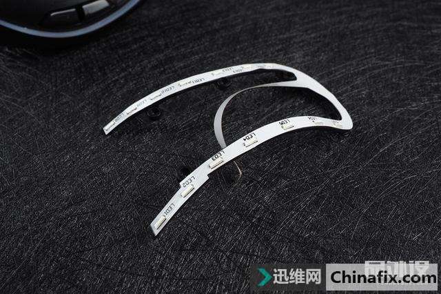 塔兰特Ember游戏鼠标拆解测评
