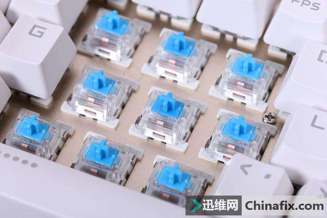 机械键盘可以自己换轴啦,还不知道你就凹凸了