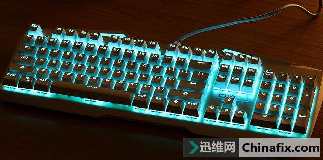 机械键盘可以自己换轴啦,还不知道你就凹凸了
