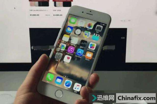 华强北最强山寨iPhone? 打开官网手机展示的瞬间我笑了