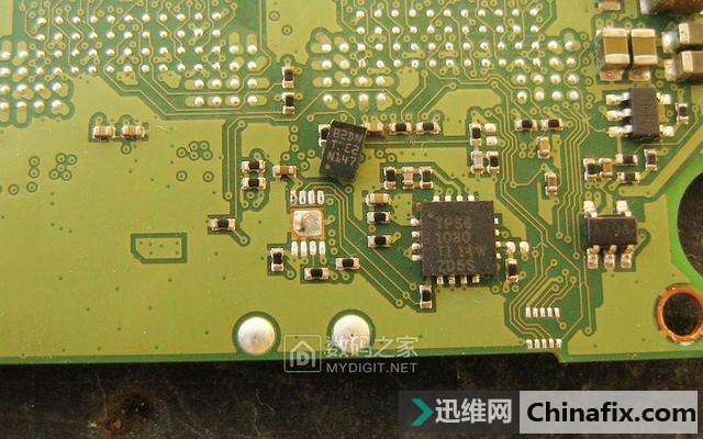 随便刷什么都成功！三星DDR3内存条的SPD芯片更换