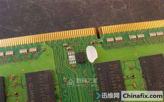 随便刷什么都成功！三星DDR3内存条的SPD芯片更换