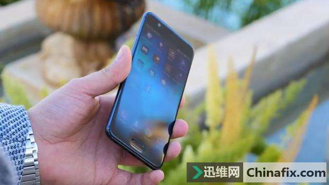 华为P10狂降1000元,内存门的影响还在继续,老用户悲哀!