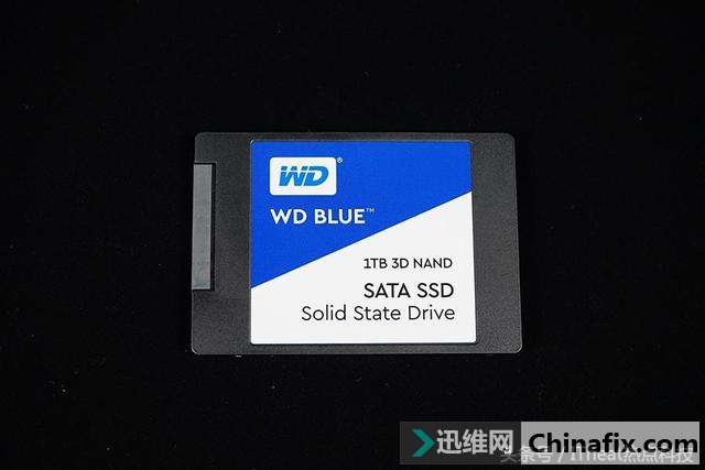 ȫ׿-643D NAND SSD