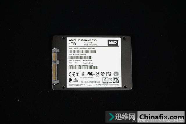 ȫ׿-643D NAND SSD