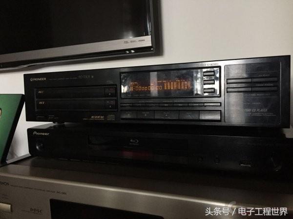 拆修1990年产有机械问题的先锋双仓门CD机