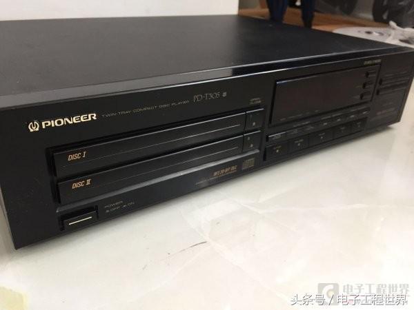 拆修1990年产有机械问题的先锋双仓门CD机