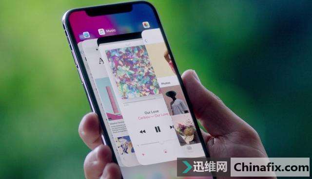 强迫症勿进!iPhone X刘海头想用需优化