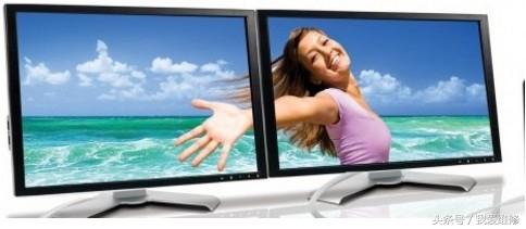 win10同时运用两个显示器游戏电影同时开