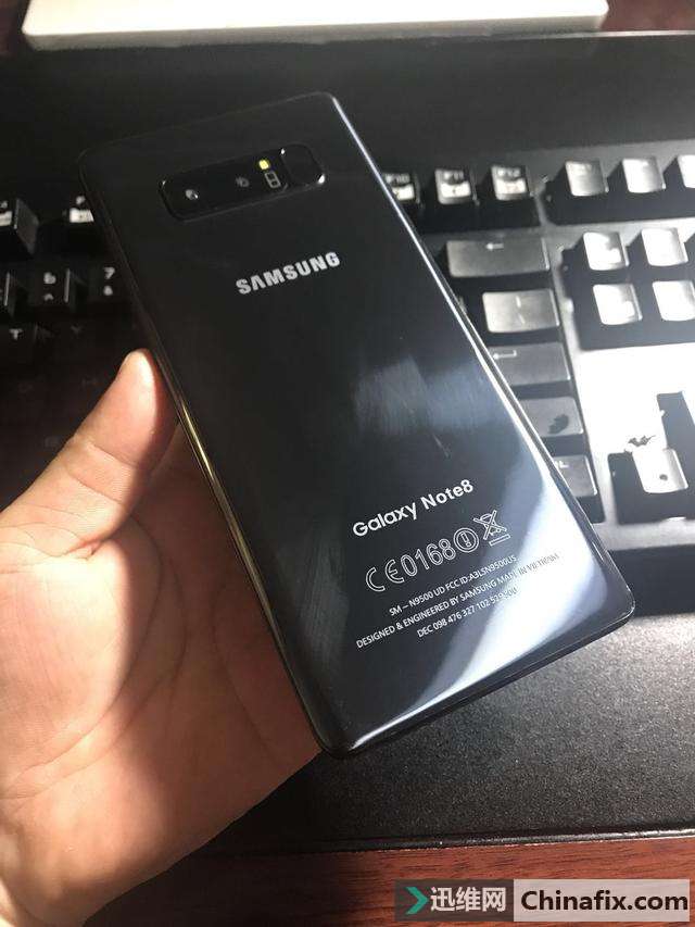 华强北山寨三星note8测评:能看出是山寨机算我输!