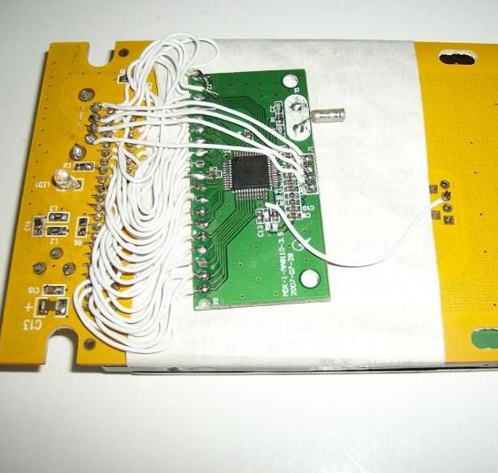 原来IBM也出过移动硬盘不过usb1.1的接口能干什么飞线改成usb2.0
