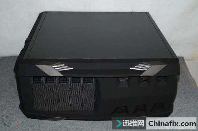 全塔机箱其实并不实用,又大又重还占地方