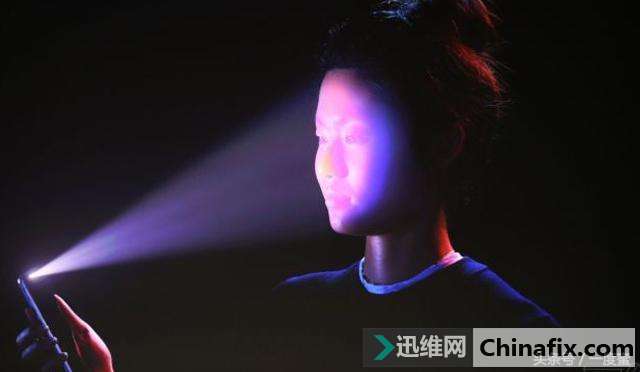 iPhone X真机上手后 再贵也要“以肾相许”