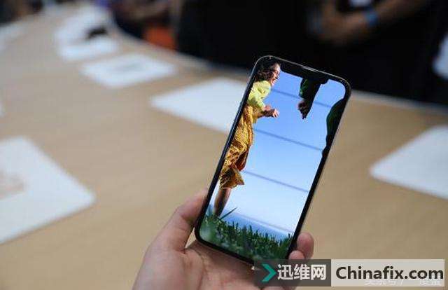 iPhone X真机上手后 再贵也要“以肾相许”