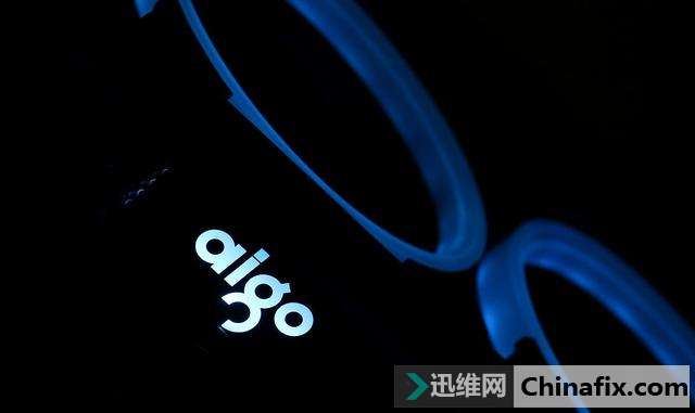 由内到外的光污染,爱国者月光宝盒 RGB 机箱装机赏析