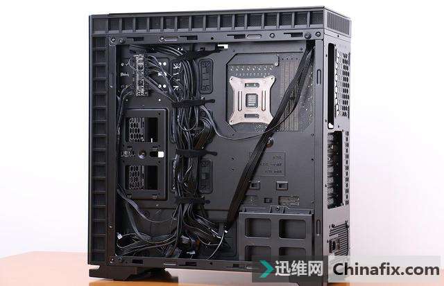 由内到外的光污染,爱国者月光宝盒 RGB 机箱装机赏析