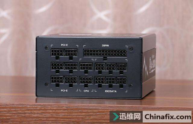 GTX 1080 Ti 加持,鑫谷昆仑 KL-1080W 电源装机测验