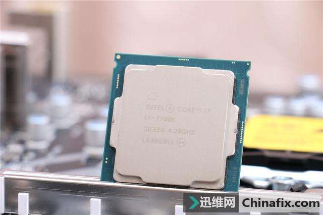 玩转 RGB,M-ATX 炫光小钢炮装机记