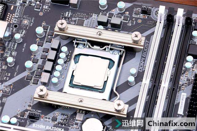 玩转 RGB,M-ATX 炫光小钢炮装机记