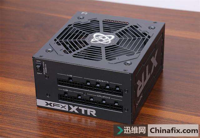 玩转 RGB,M-ATX 炫光小钢炮装机记