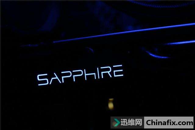玩转 RGB,M-ATX 炫光小钢炮装机记