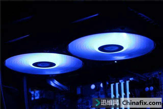 玩转 RGB,M-ATX 炫光小钢炮装机记