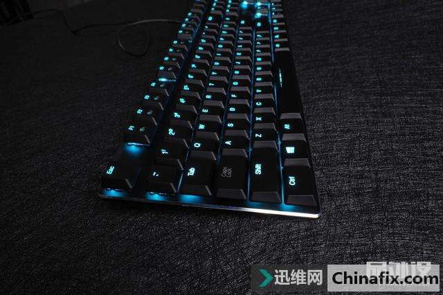 达尔优EK820 104key Touch机械键盘开箱测评