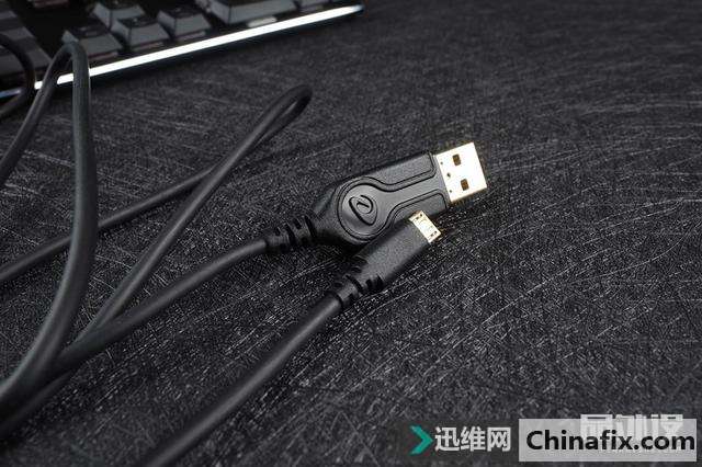 达尔优EK820 104key Touch机械键盘开箱测评