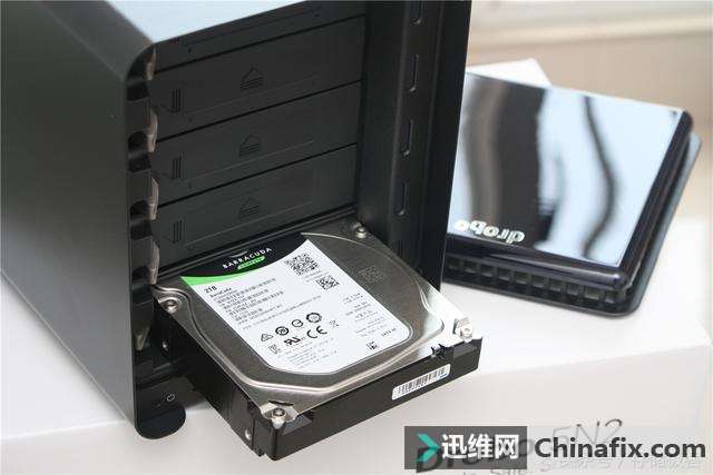 大小通吃 老少皆宜 Drobo的网络储存服务器还能这样用!