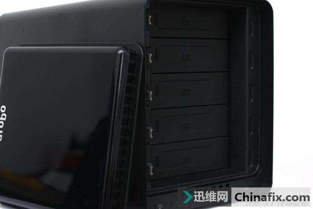 大小通吃 老少皆宜 Drobo的网络储存服务器还能这样用!