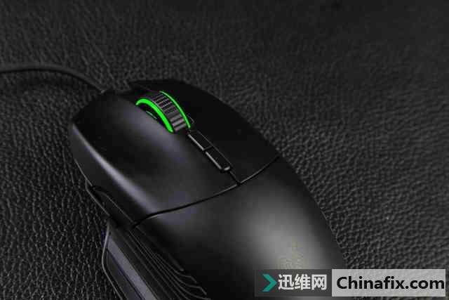 为吃鸡而生 吃鸡神器:Razer巴塞利斯蛇测评