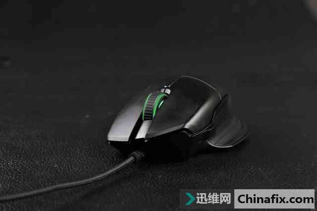 为吃鸡而生 吃鸡神器:Razer巴塞利斯蛇测评