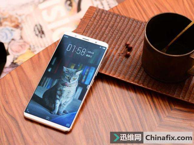 王者荣耀定制版,这款手机你期待吗?