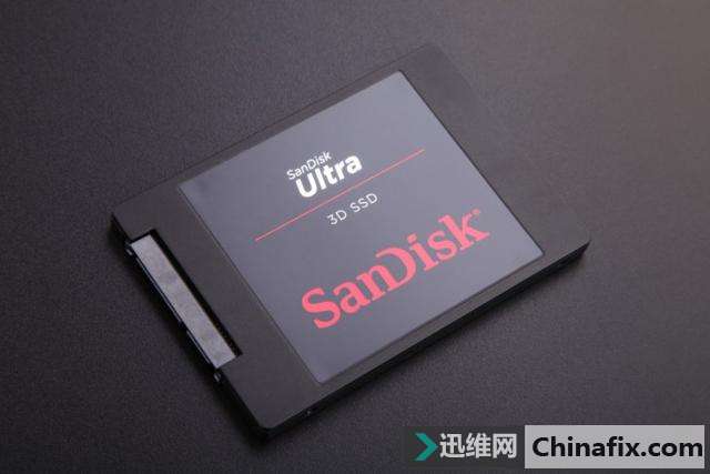 /ͬʱ3D NAND SSD1TBƷײ