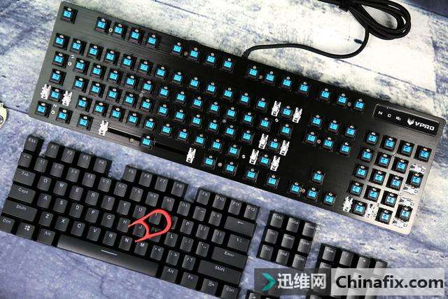 机械键盘的原厂轴情节—雷柏V805MX青轴机械键盘