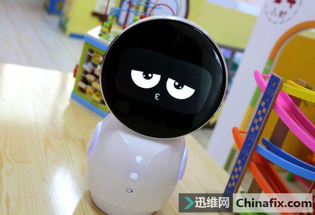 360生态链下的人工智能机器人