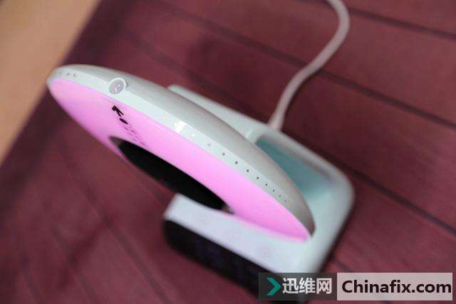 智能家居带给人们生活的方便——诸葛小明照明机器人
