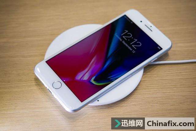 iPhone 8 ͨô£ƻٷش~