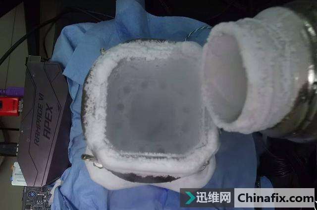 Ӣضi9-7980XEɼع⣡̫ AMD
